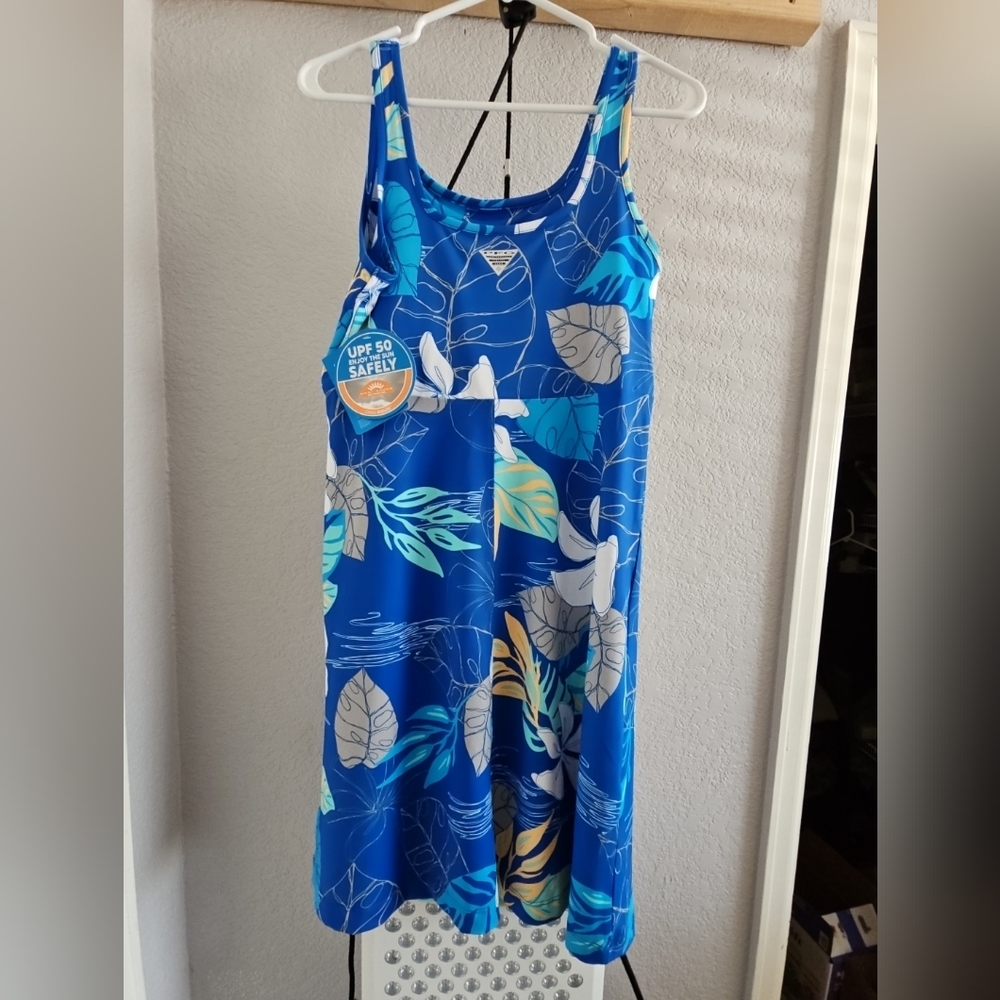 Columbia Women's Freezer III Dress Medium New with tags
